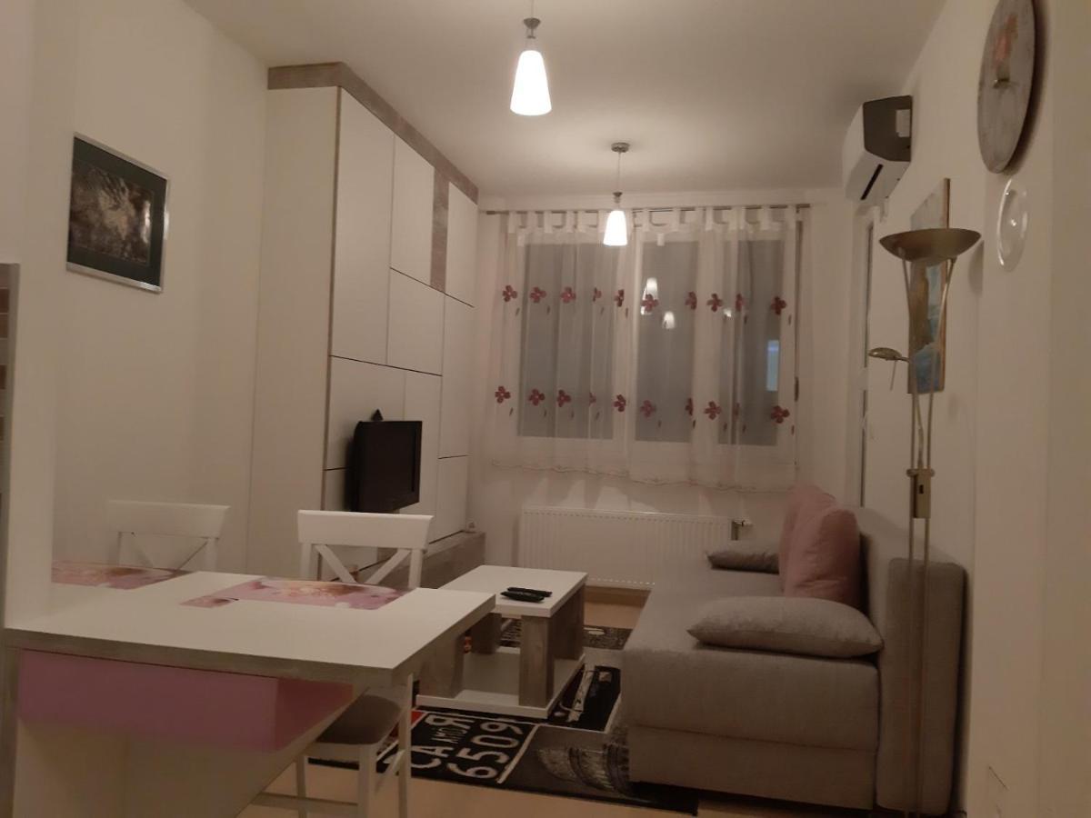 Apartman Ladybug Banja Luka Exteriör bild