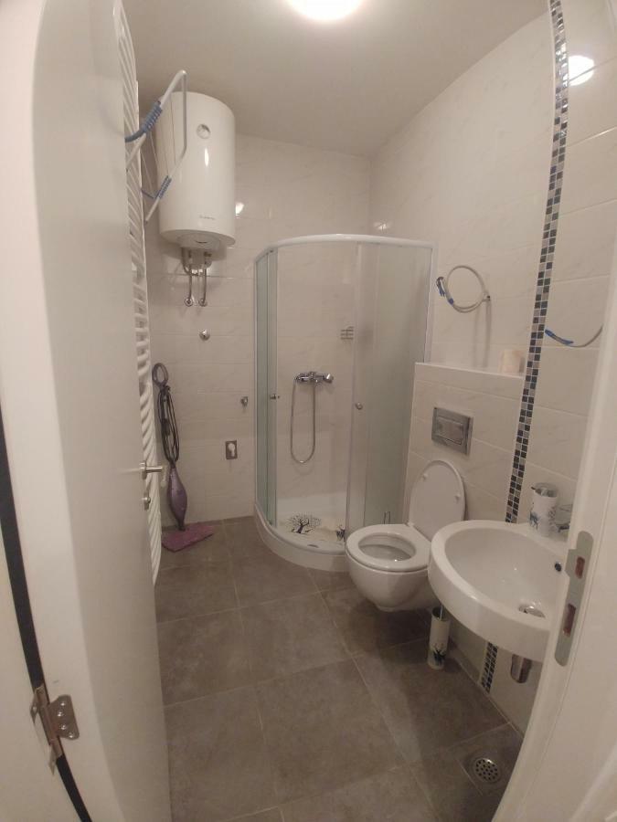 Apartman Ladybug Banja Luka Exteriör bild