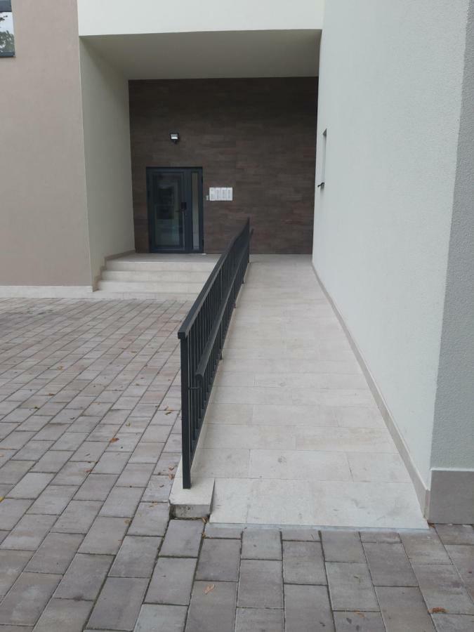 Apartman Ladybug Banja Luka Exteriör bild